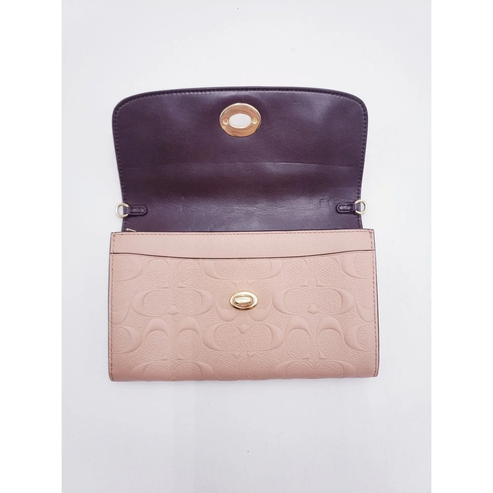 Coach Crossbody Bag Pink Signature Embossed Leather Turnlock Chain Clutch‎